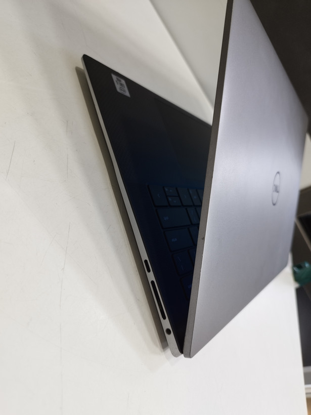 لپتاپDell precision 5550