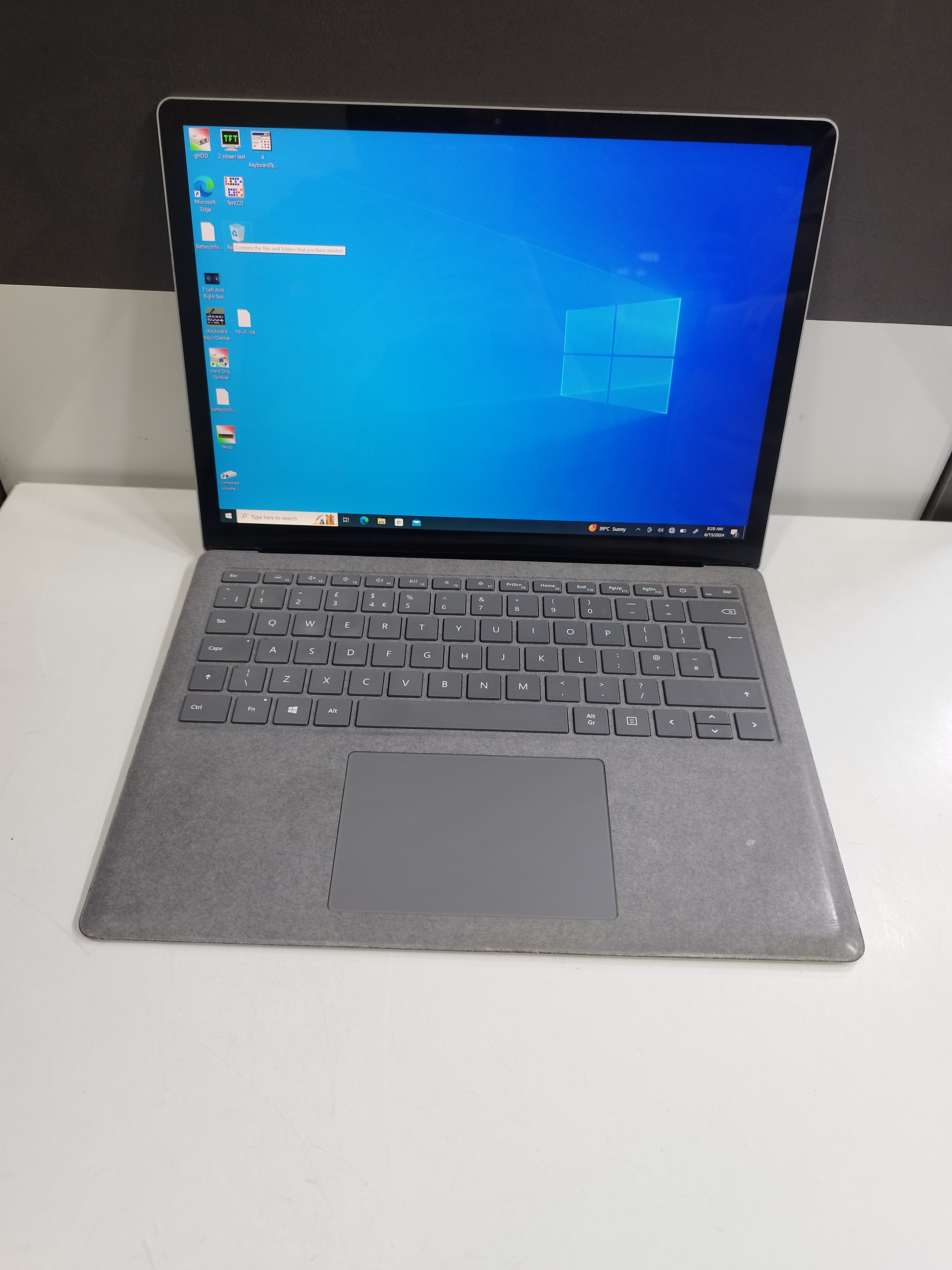 Microsoft surface laptop 4