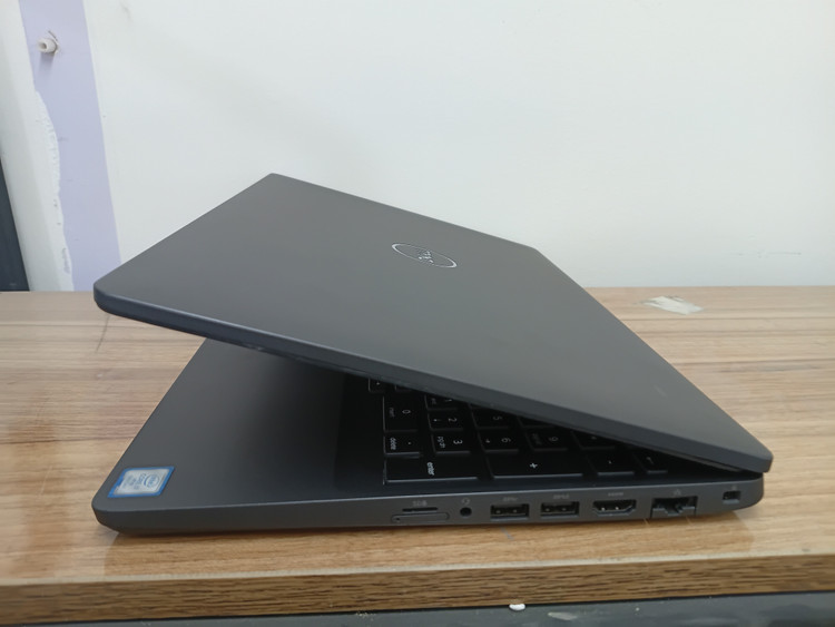 لپ تاپ استوک دل Dell latitude 5500